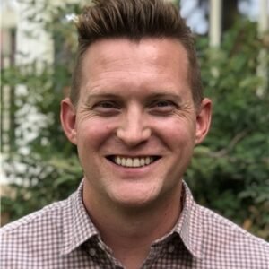 Darian Brinton, LMFT – Psychotherapist