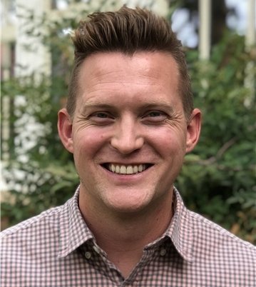 Darian Brinton, LMFT – Psychotherapist