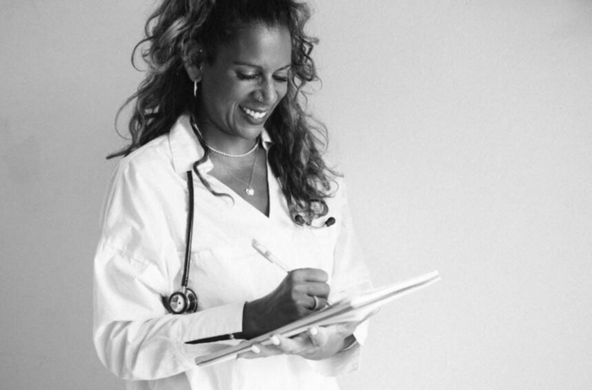 How Flexible Remote Healthcare Roles Are Helping Students Gain Clinical Experience