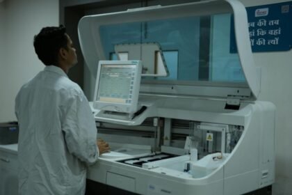 How Workflow Automation Reduces Human Error in Labs