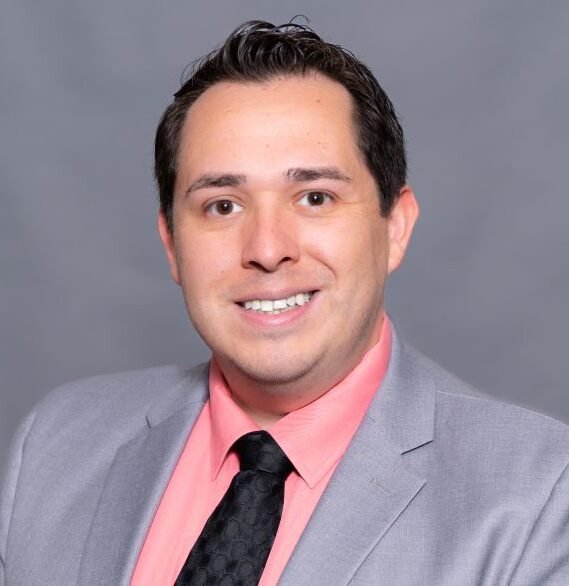 Dr. Michael Pandya