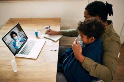 6 Skills Nurses Can Build Through Online Family Nurse Practitioner Programs
